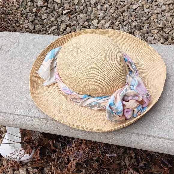HELEN KAMINSKI 100% RAFFIA HAT, Elegant Straw Hat  NWOT main image 11